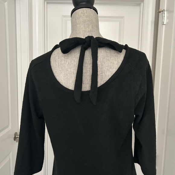 NWT! Francesca’s Alya Black V Neck 3/4 Sleeve Shift Mini Dress Size Medium - Picture 7 of 8